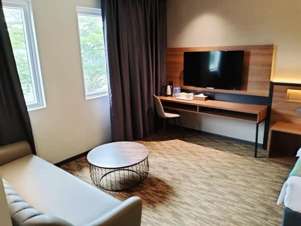 Nb Hotel Johor Bahru Exteriör bild