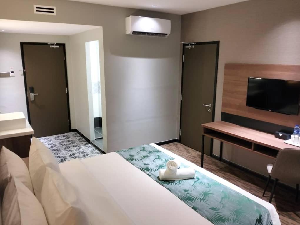 Nb Hotel Johor Bahru Exteriör bild