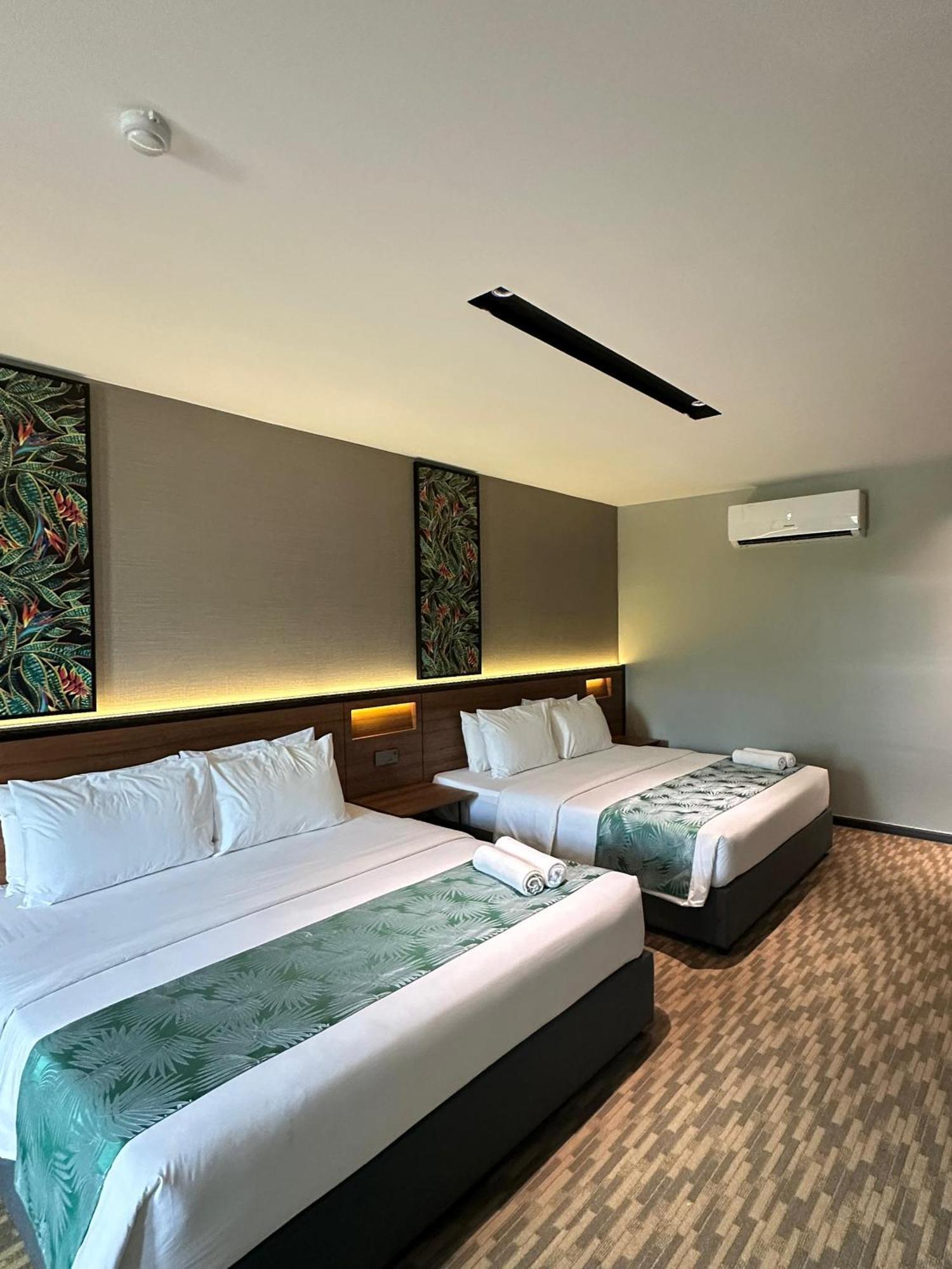 Nb Hotel Johor Bahru Exteriör bild